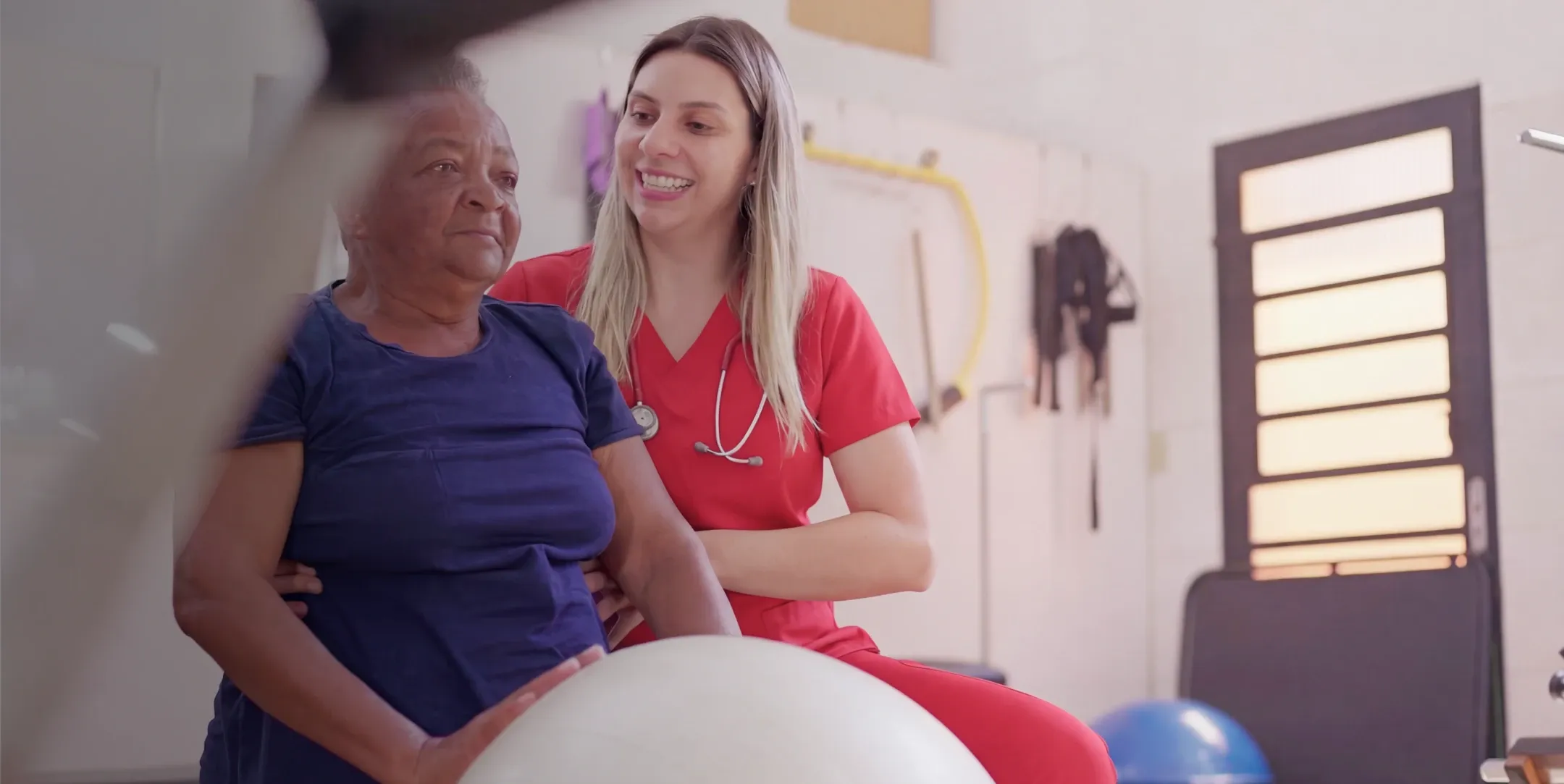  Why Choose Us For Geriatric Physiotherapy in Dubai?