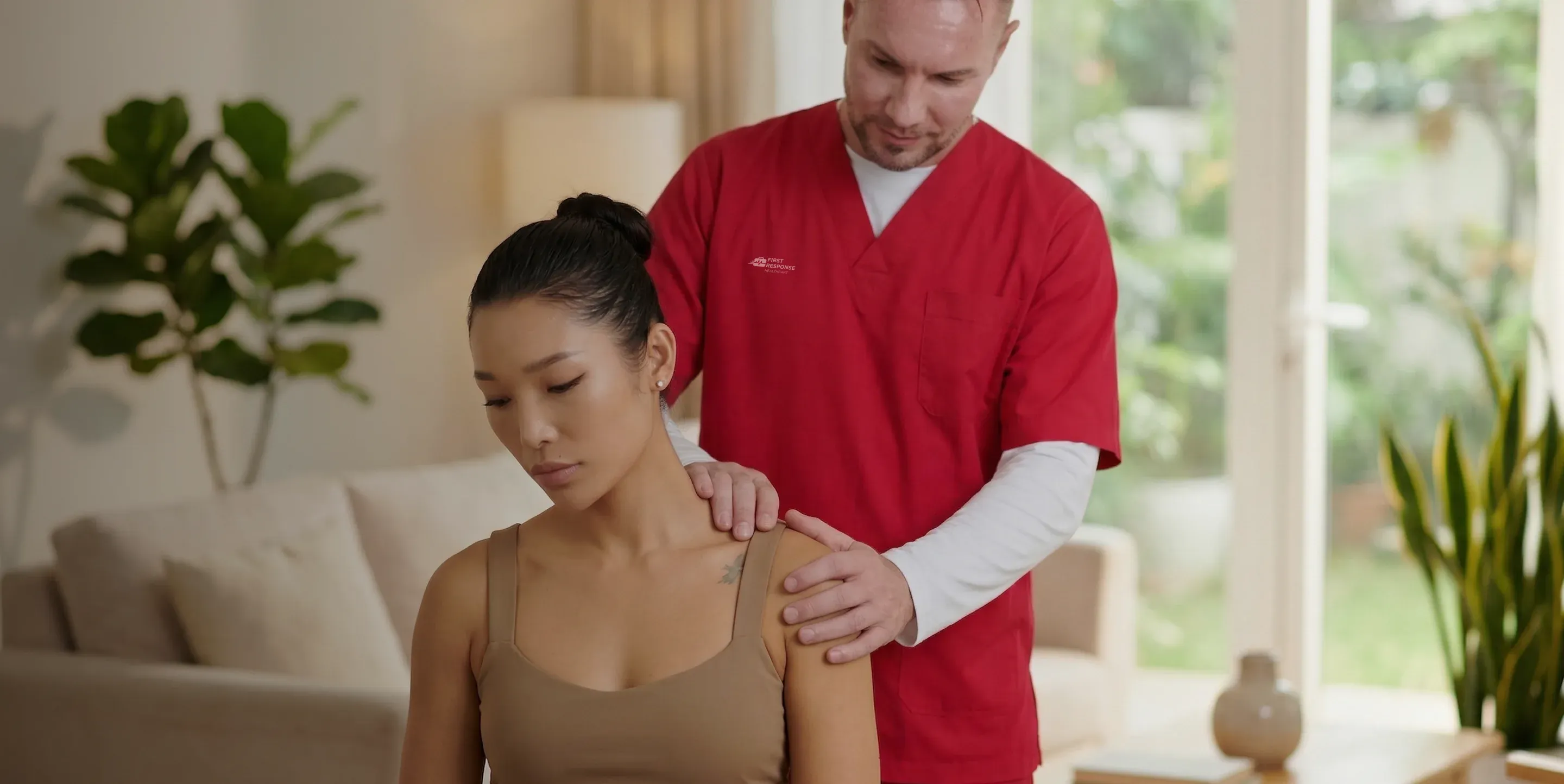  Why Choose Us for Frozen Shoulder Physiotherapy at Home in Dubai?