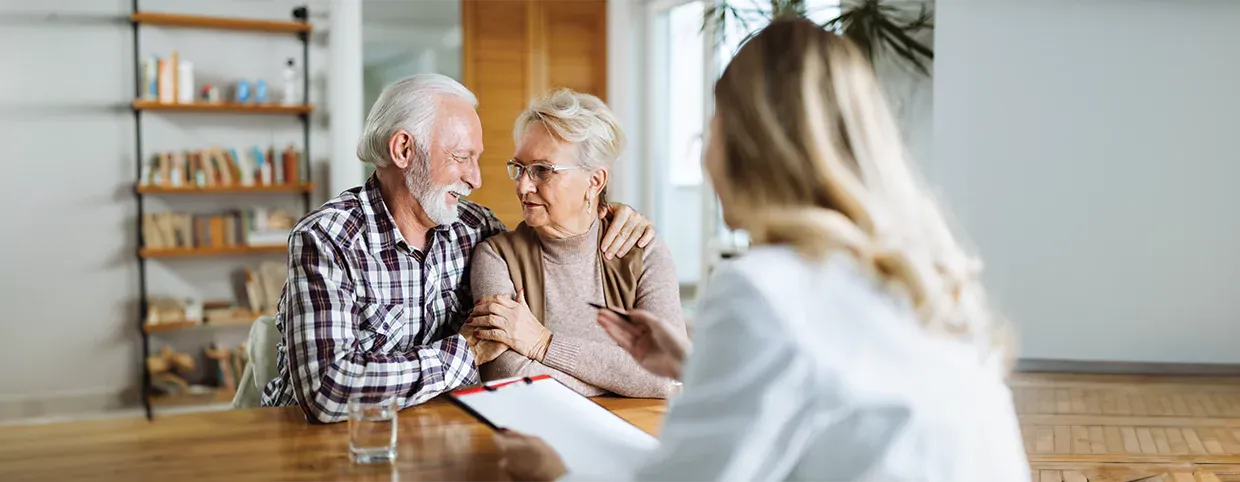 The Importance of Choosing the Right Caregiver for the Elderly at Home