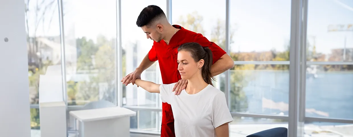 فوائد العلاج الطبيعي في التعافي من إصابات الأنسجة الرخوة